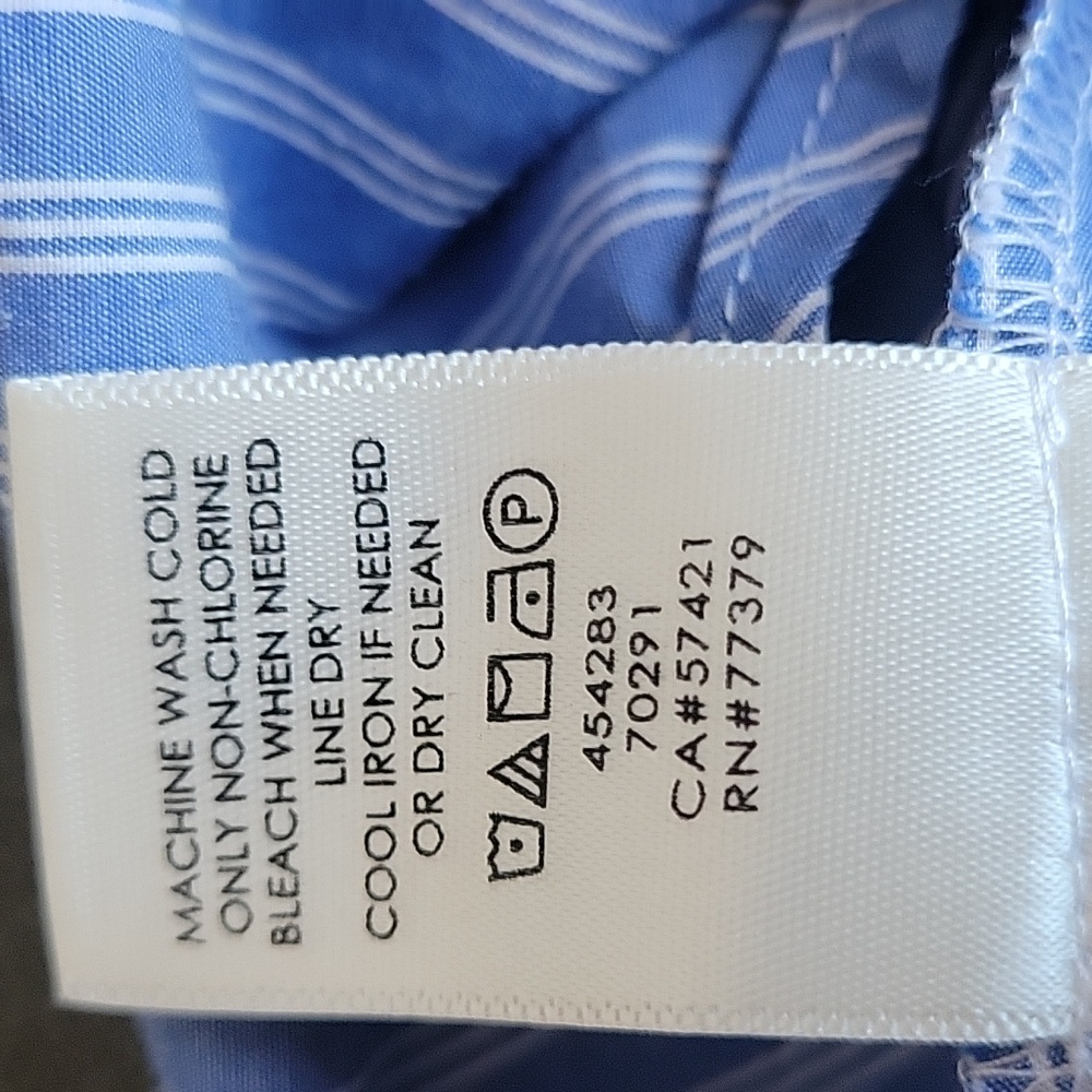Ann Taylor Button Down Blue and White Striped Shirt Size Medium - Picture 6 of 7
